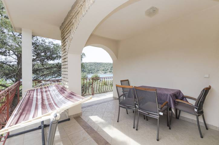 Ganze Wohnung, Apartments Davor in Jadrtovac, Šibenik-Knin