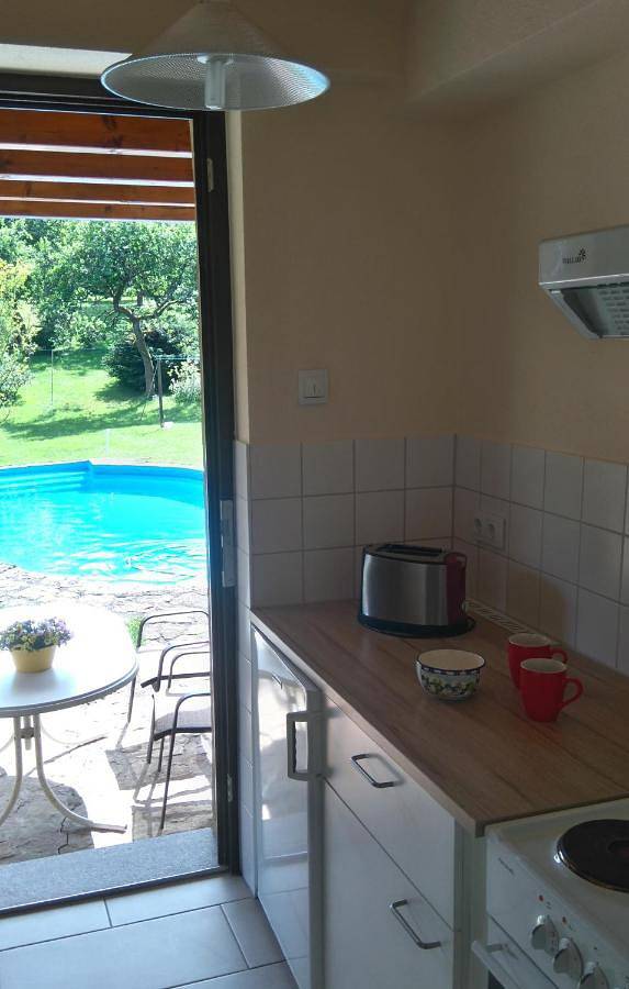 Ferienwohnung für 4 Personen, mit Terrasse und Pool in Brotterode-Trusetal