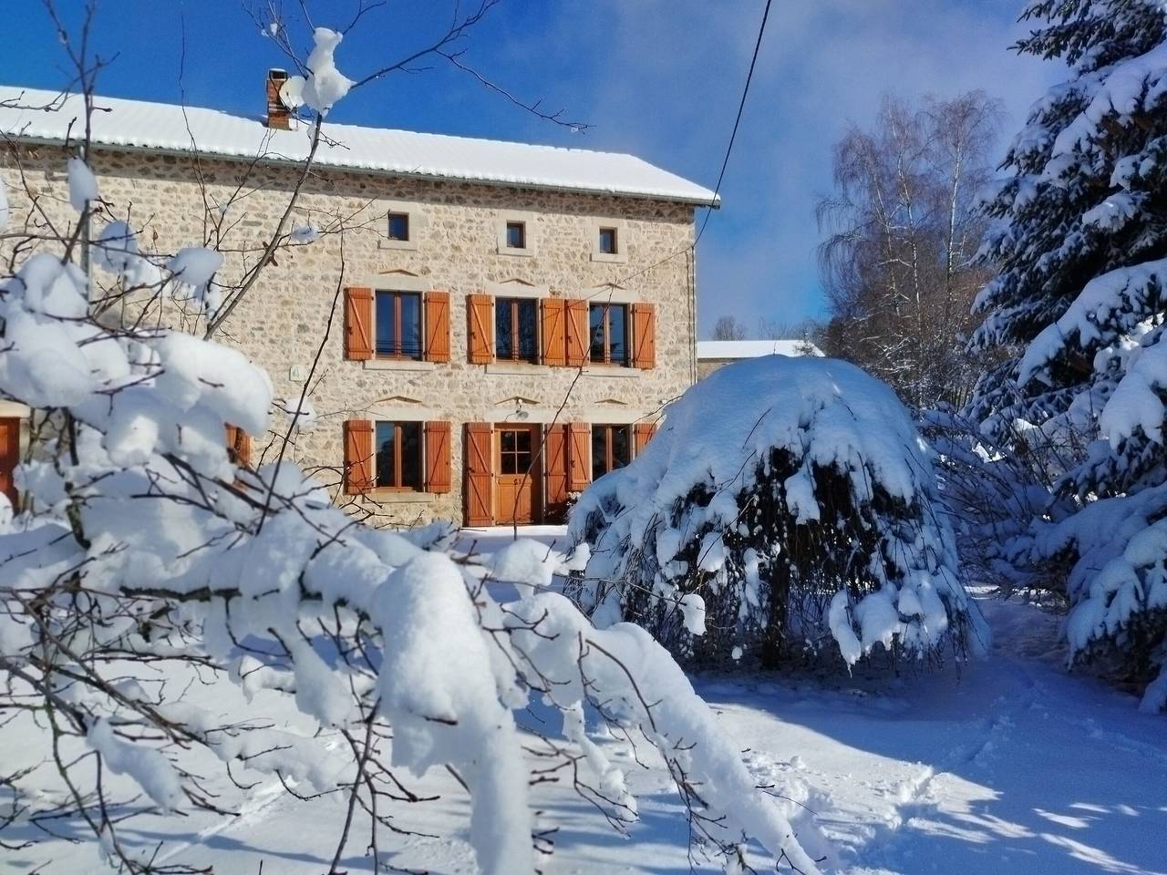 Gîte confortable en Auvergne proche de randonnées in Craponne-sur-Arzon, Parc Naturel Régional Livradois-Forez