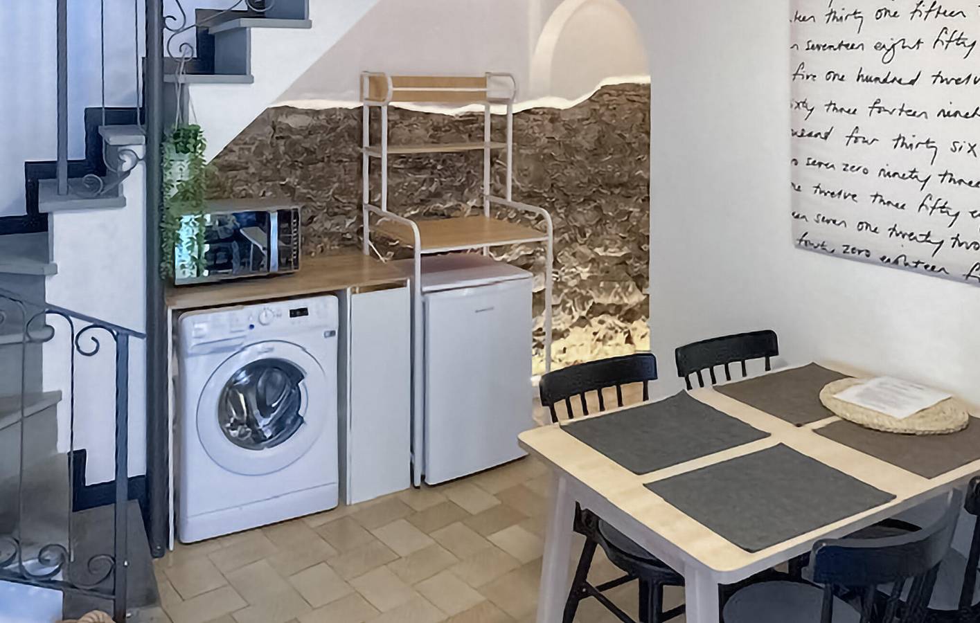 Appartamento intero, Villaggio Comegio: A piedi dalla spiaggia e dal cibo in Comeglio, Moneglia