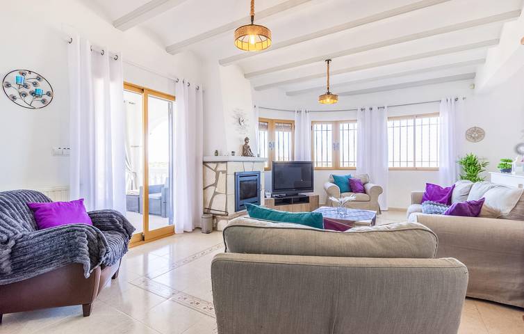 Geräumige 180qm Wohnung mit Pool, Terrasse & WiFi in el Ràfol d'Almúnia, Costa Blanca