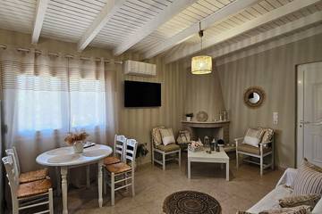 Villa for 4 People in Iraklio-Heraklio region, Photo 3