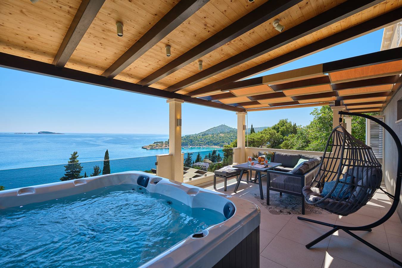 Ganze Wohnung, Ferienwohnung für 6 Personen mit Meerblick in Mlini, Dubrovnik-Neretva
