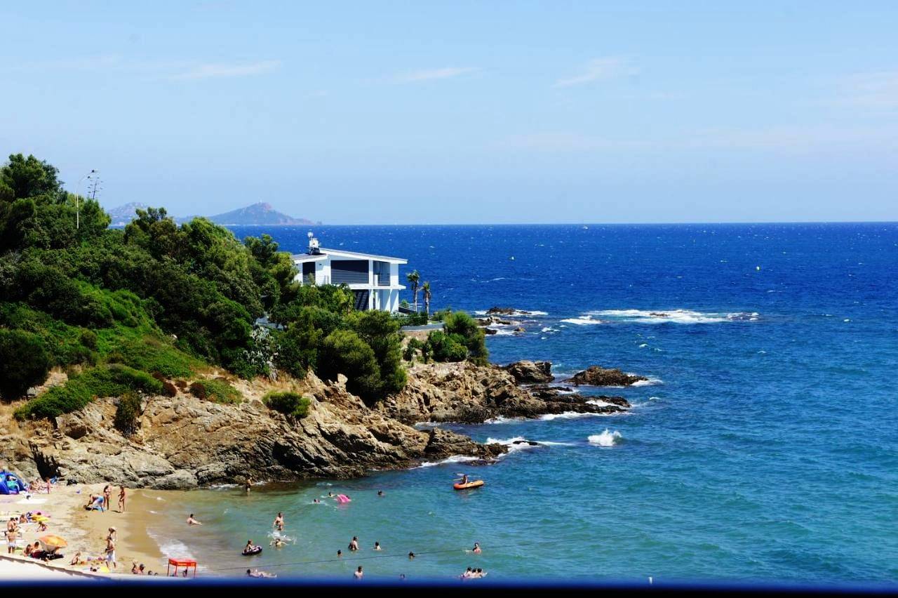 Cap Riviera in Fréjus, Côte méditerranéenne (France)
