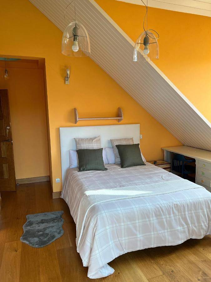 Chambre d’hôte pour 3 personnes, avec vue ainsi que jardin et piscine dans Cantabrie - 4