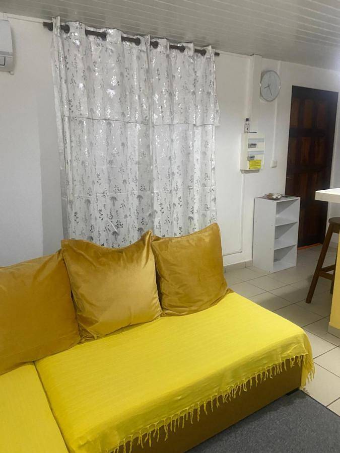 Gîte pour 2 personnes, avec jardin à Saint-Laurent-du-Maroni - 2