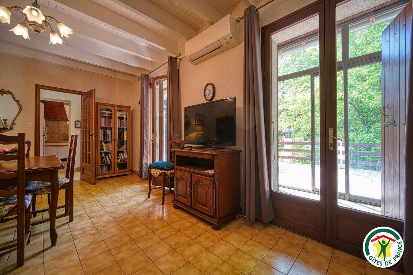 Le Val De L'Ambres in Divajeu, Die region