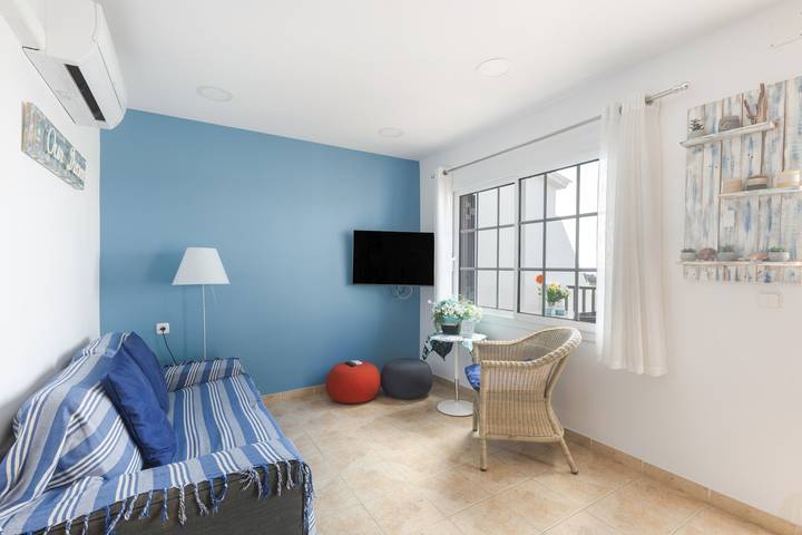 Ganze Wohnung, Ferienwohnung 'Safir Apartment' mit Meerblick, Wlan und Klimaanlage in San Jaime Mediterráneo, Alaior Gemeinde