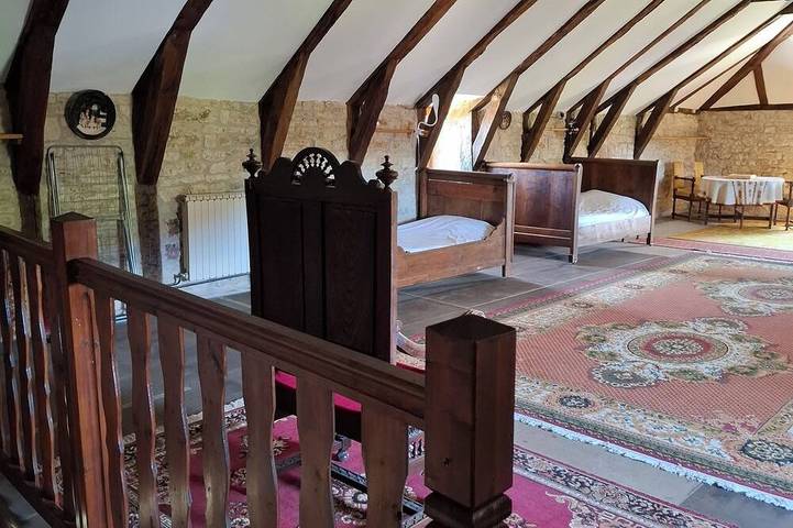 Location de vacances pour 10 personnes, avec jardin, animaux acceptés à Saint-Laurent-d'Olt - 4