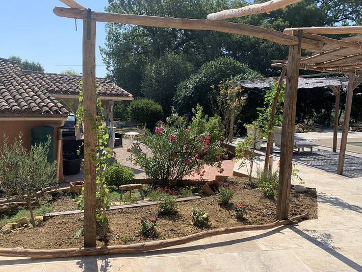 Gîte pour 2 personnes, avec jardin ainsi que piscine et terrasse dans le Gers - 3