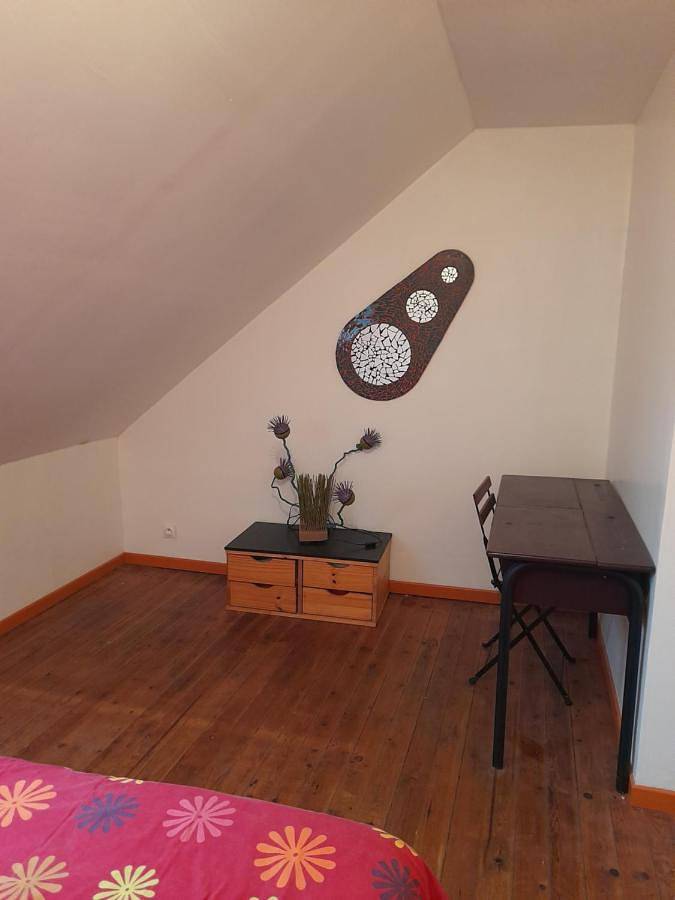 Maison d’hôte pour 4 personnes, avec Terrasse et Jardin à La Celle-sous-Gouzon - 3