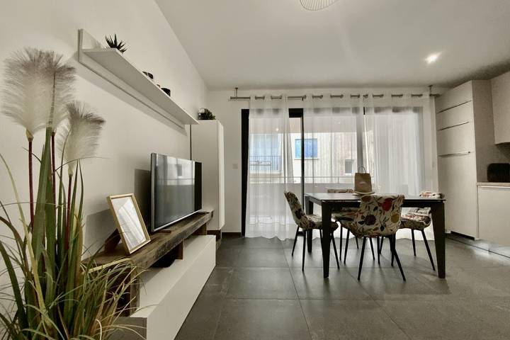 Gîte pour 4 personnes, avec terrasse dans Le Vieux Phare Du Grau Du Roi - 4