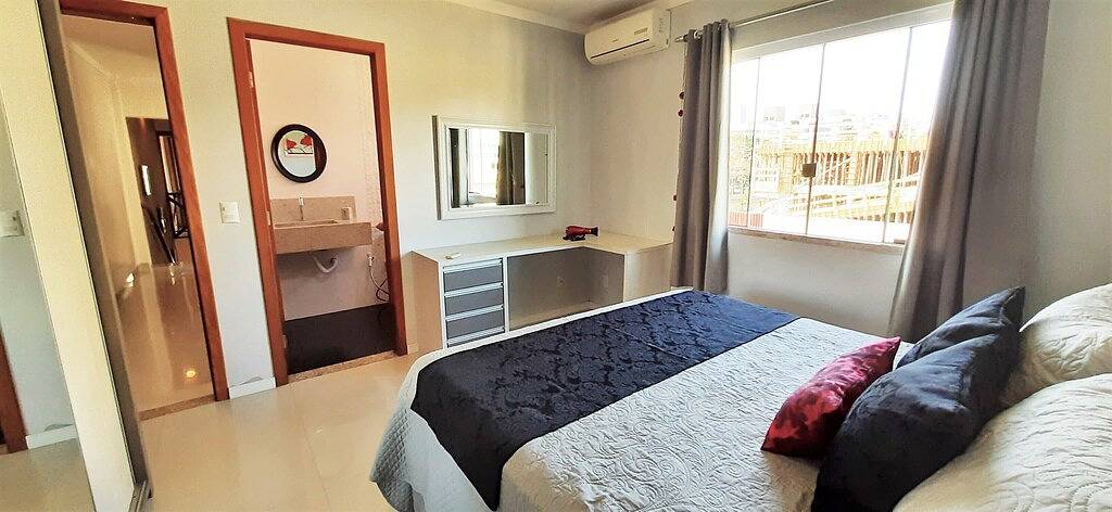 Haus mit 4 Zimmern in Bombinhas in Bombinhas, Litoral Catarinense