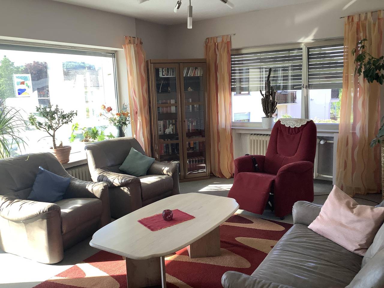 Ganze Ferienwohnung, Fewo mit 2 Schlafzi,  Bad mit Du+Wc, Wintergarten in Westerburg, Westerburg & Umgebung