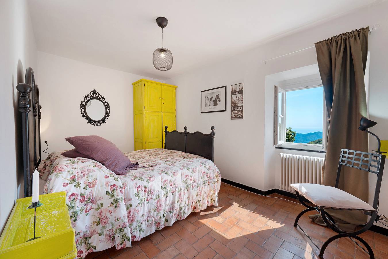 Camera 'Doppia 3' con Vista Mare e Giardino in Comune in Castiglione Chiavarese, Riviera di Levante