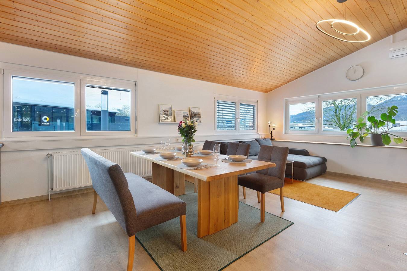 Apartamento entero, Apartamento 'Motel Ambiente – 4 habitaciones, 2 baños' con wifi y aire acondicionado in Bad Säckingen, Bosque Negro sur