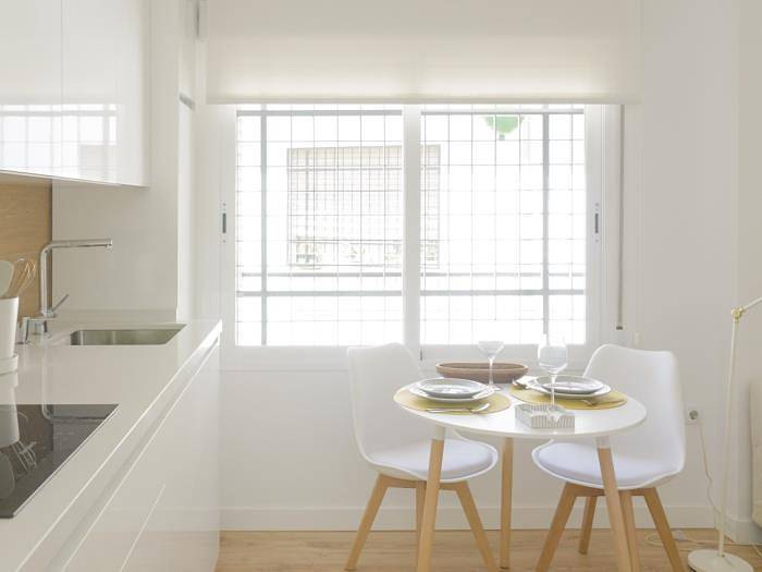 Entire vacation apartment, Deluxe Apart. Plaza de La Trinidad in Distrito Centro (Córdoba), Cordoba