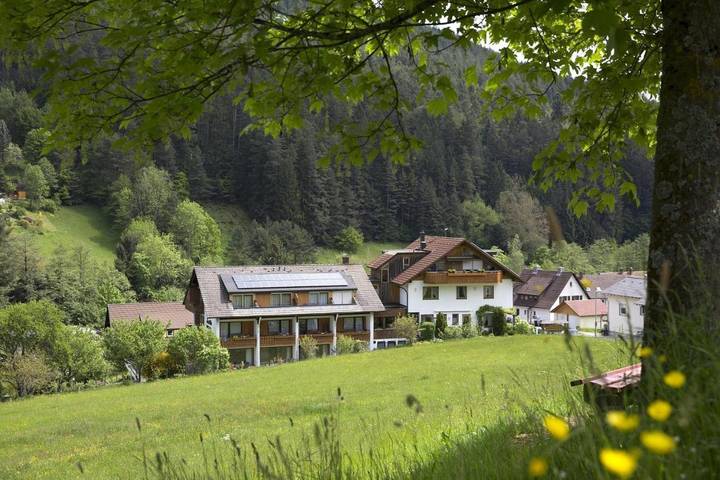 Maison d’hôte pour 2 personnes, avec sauna ainsi que balcon et jardin