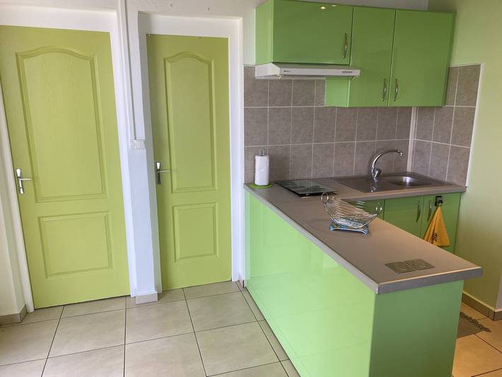 Location de vacances pour 6 personnes, avec balcon à Bouillante