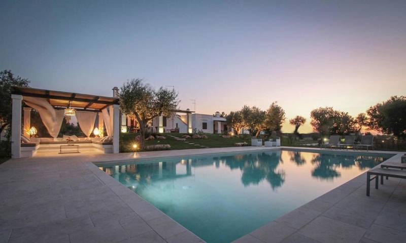 Villa per 15 persone, con Terrazza e Giardino nonché Piscina e Panorama a Polignano a Mare