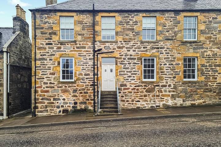 Holiday rental for 6 people, with garden in Cullen