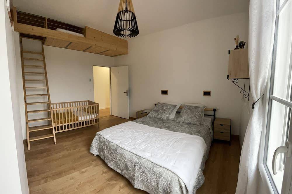 Guest house, 6 adults and 3 children maximum in La Sauve, Bordeaux en omgeving