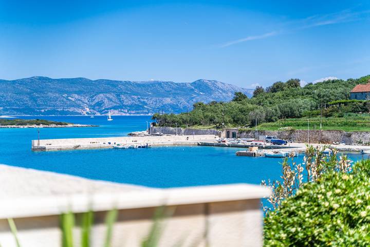 Gîte pour 3 personnes à Lumbarda - 4