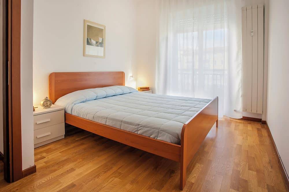Entire apartment, Central Quiet Flat Free Parking in Bergamo, Bergamo Province
