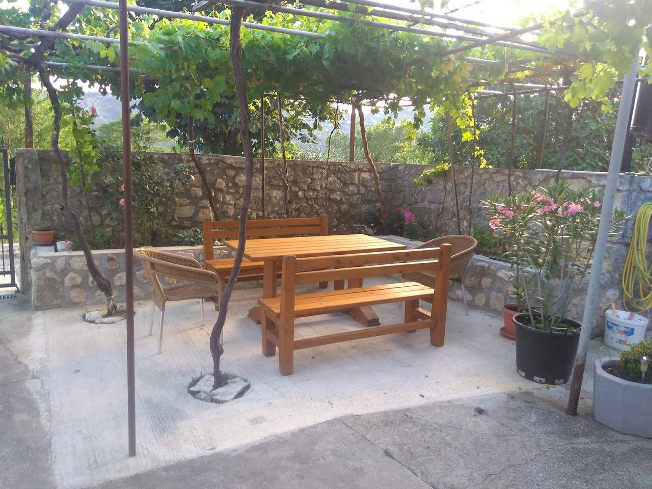 Ganze Wohnung, 1-Zimmer-Ferienwohnung mit Terrasse Bribir, Novi Vinodolski A-23380-a in Bribir, Primorje-Gorski Kotar