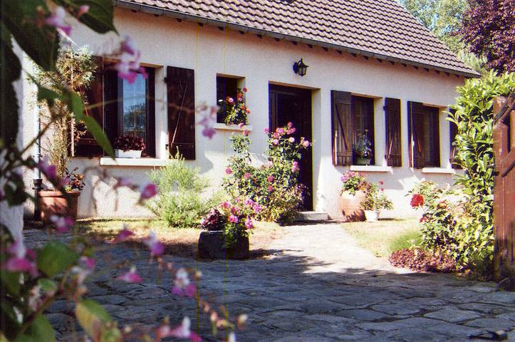 Location de vacances pour 2 personnes, avec Jardin à Mareil-le-Guyon