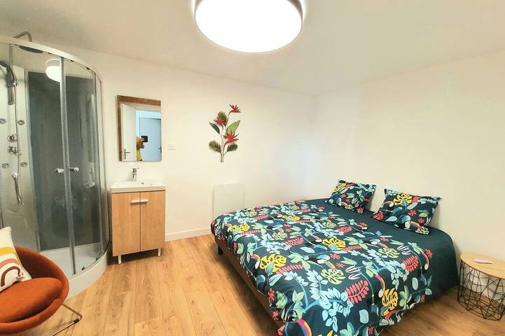 Location de vacances pour 12 personnes, animaux acceptés dans Réserve naturelle du Marais d'Orx - 3