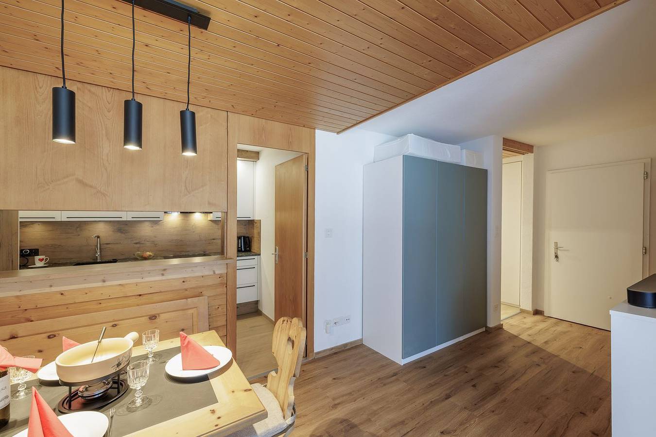 Geheel appartement, Vakantieappartement voor 4 personen met sauna in Scuol, Lower Engadine