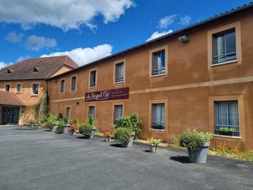 Hôtel pour 2 personnes, avec piscine et jardin à Hautefort