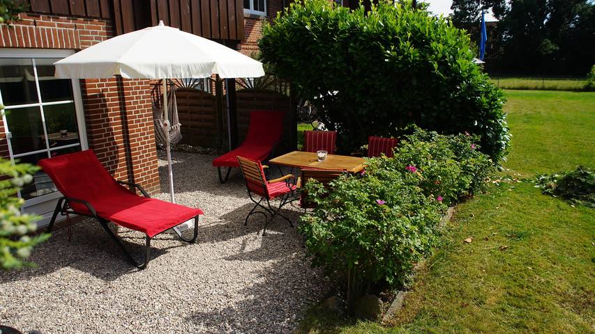 Ferienwohnung für 3 Personen, mit Terrasse und Garten in Dänschendorf