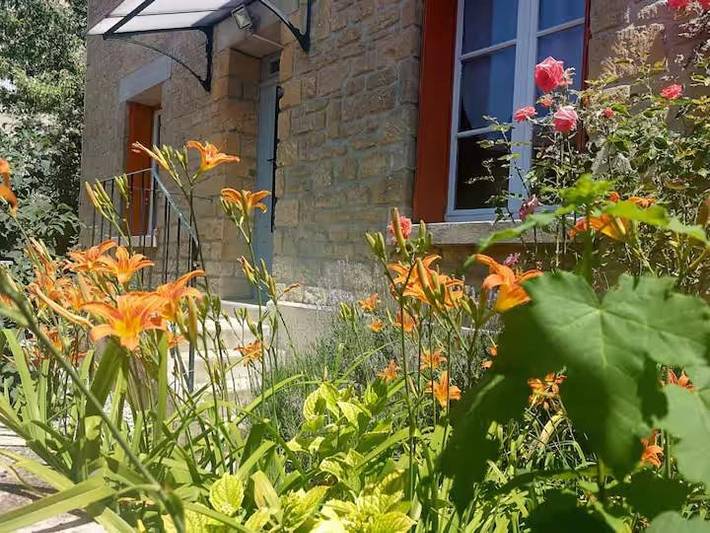 Location de vacances pour 7 personnes, avec jardin, animaux acceptés dans Semuy