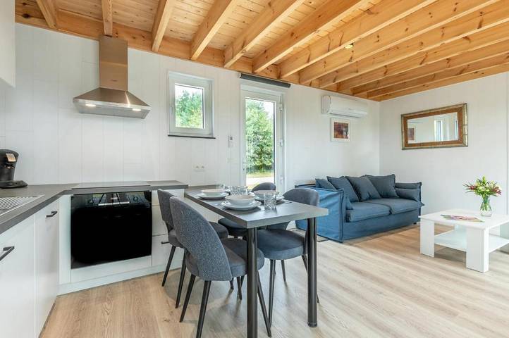 Gîte pour 4 personnes, avec vue sur le lac et terrasse ainsi que vue et jardin, animaux acceptés à Nançay - 2