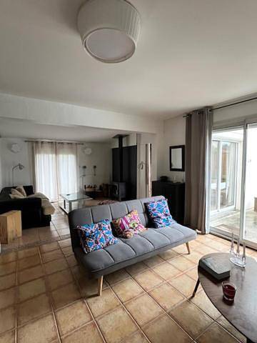 Location de vacances pour 8 personnes, avec terrasse et piscine à Villenave-d'Ornon - 4