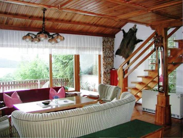 Ferienhaus für 4 Personen, mit Balkon und Terrasse