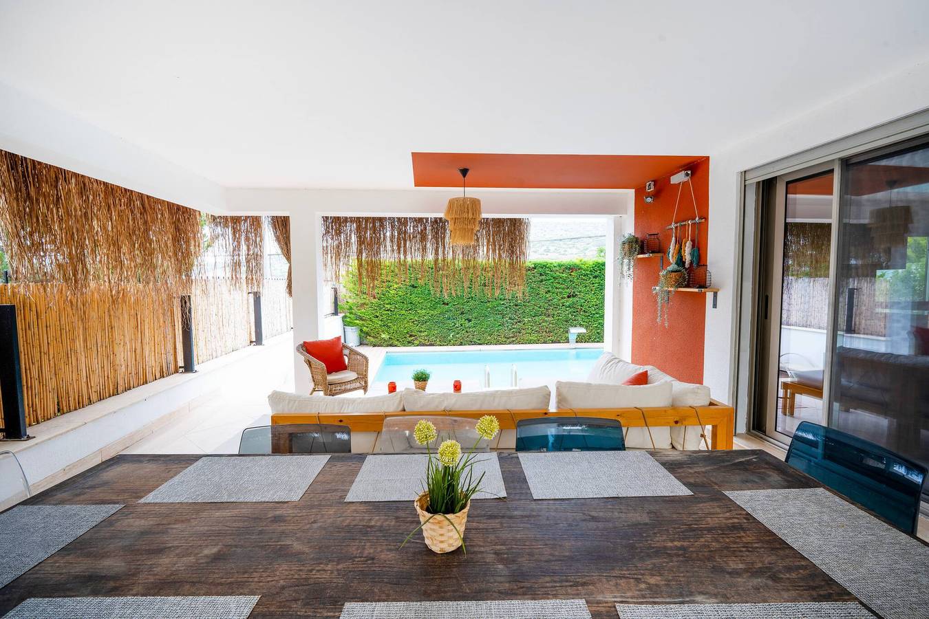Luxus-Ferienvilla am Meer mit Privatsphäre in Cesme, Türkische Ägäis