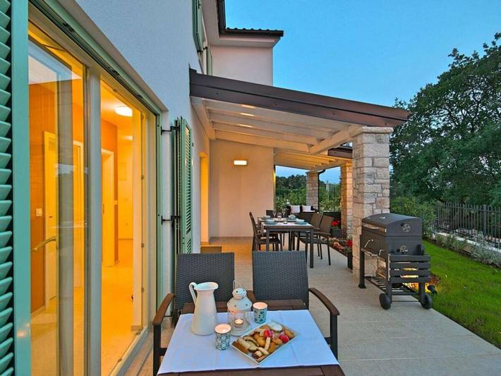 Villa pour 6 personnes, avec jardin et piscine, animaux acceptés à Selina - 3