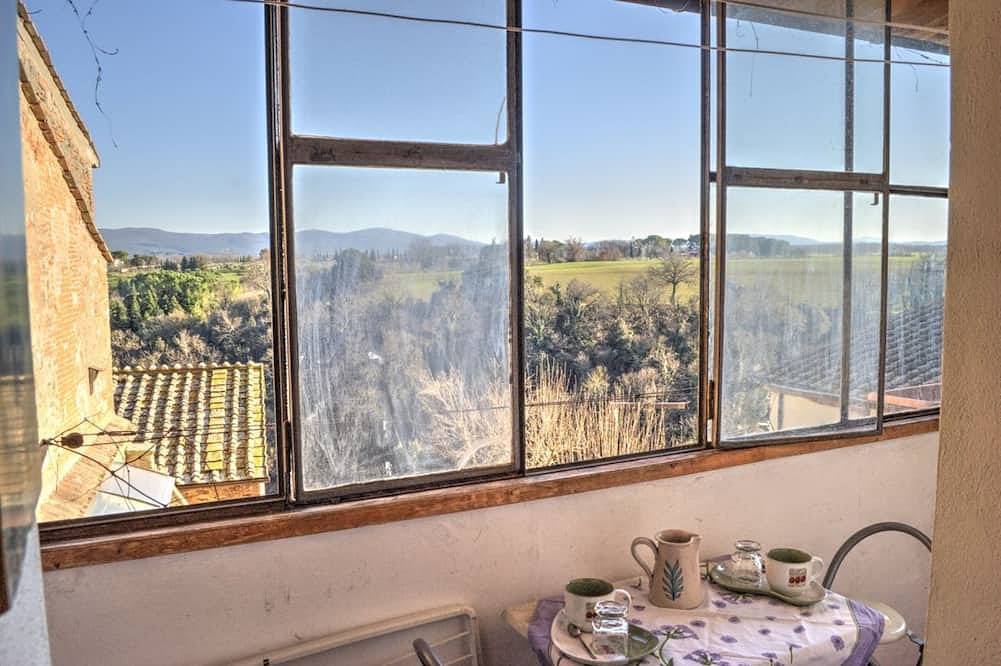 Appartamento intero, Palazzo Bonaccorsi in centro storico con vista panoramica in Colle di Val d'Elsa, Siena e dintorni