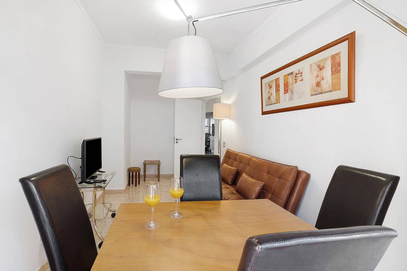 Appartement entier, Appartement 'Happy House Central' avec terrasse privée, balcon et Wi-Fi in Faro, Parque Natural da Ria Formosa