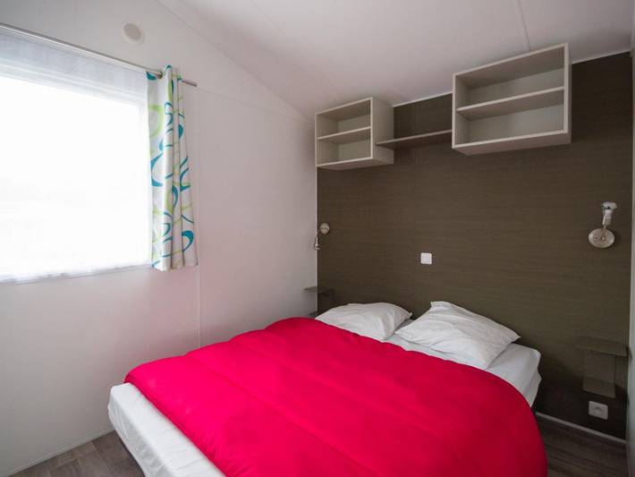 Mobil home pour 6 personnes, avec piscine et terrasse, animaux acceptés dans Plage De La Banche Binic - 3