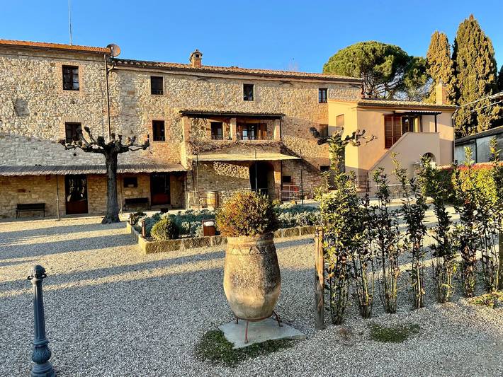 Ferienwohnung für 4 Personen, mit Pool und Seeblick sowie Garten, kinderfreundlich in Umbrien - 2