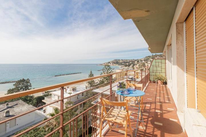 Ferienwohnung für 4 Personen, mit Ausblick und Balkon - 1