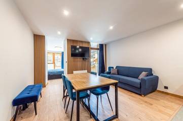 Gîte pour 4 personnes, avec vue et balcon à Moûtiers