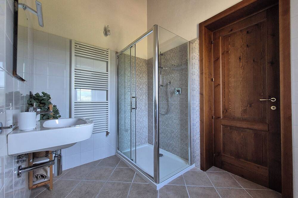 Entire apartment, *New 2025* Apartment perfect for those seeking Italian charm and tranquillity in Castiglione Messer Raimondo, Gran Sasso