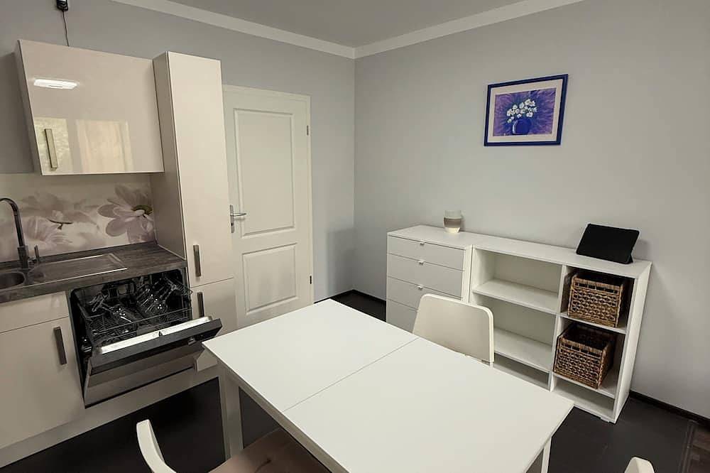 Ganze Wohnung, Helle 3‑Zimmer Wohnung mit Komfort & guter Anbindung nach Frankfurt in Groß-Gerau, Rheingau