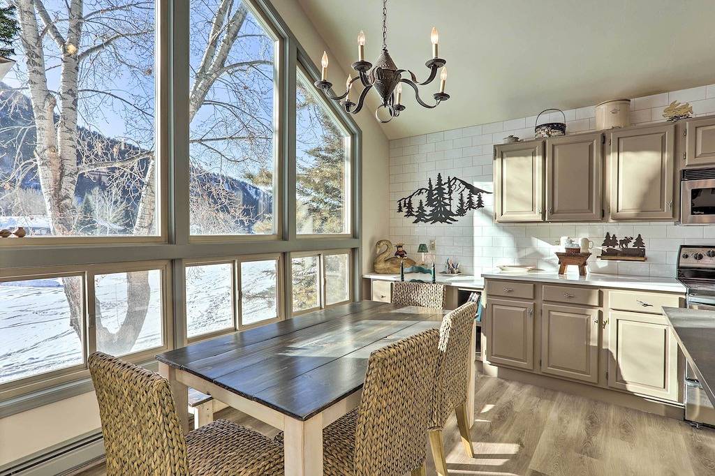 Aufwändiges Avon Duplex-Haus mit Blick auf den Golfplatz! in Eagle-Vail, Beaver Creek