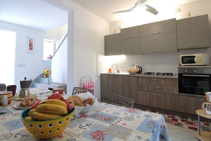 Casa vacanza per 6 persone, con Balcone e Terrazza nonché Giardino a Comacchio